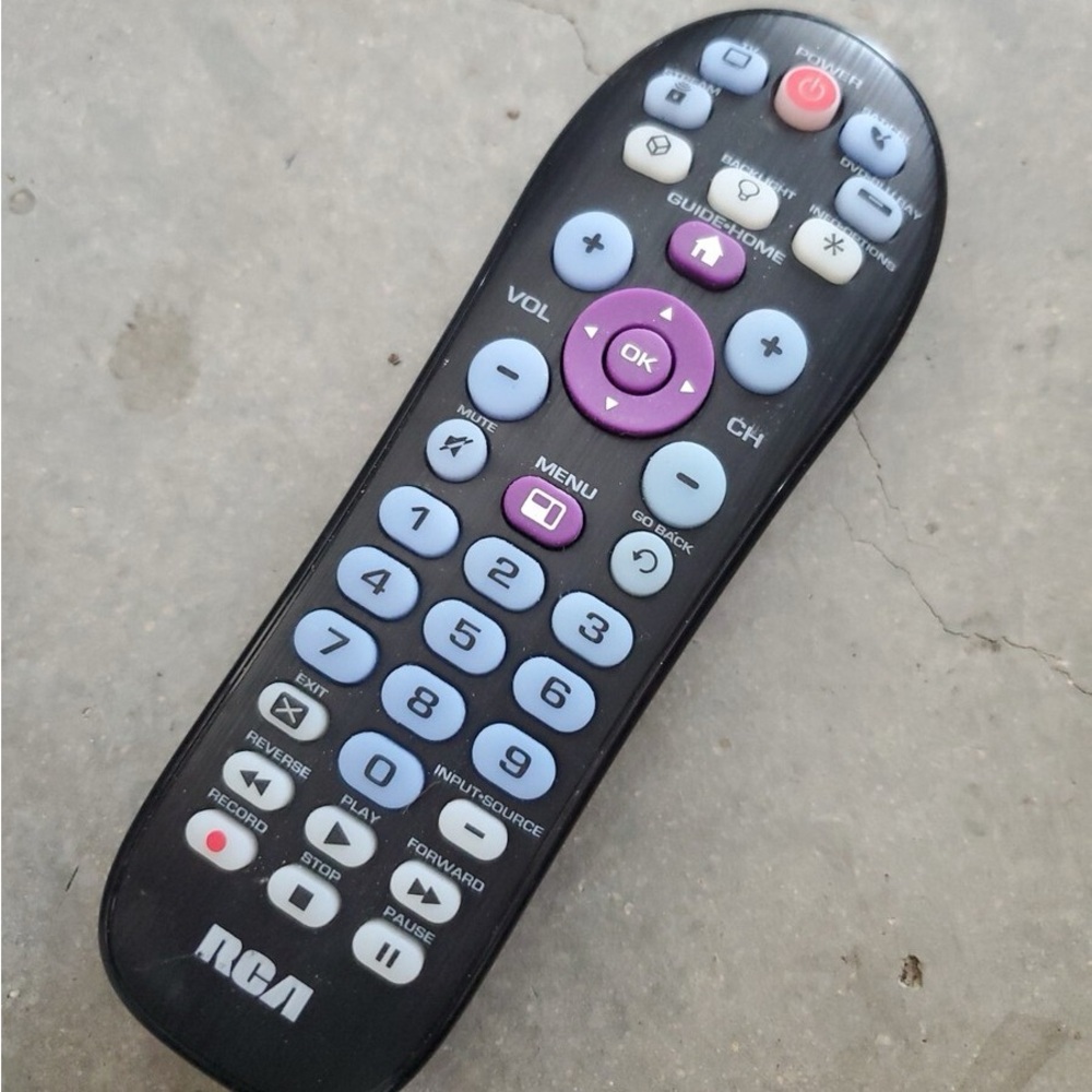 RCA universal remote. Large button. Battery operated